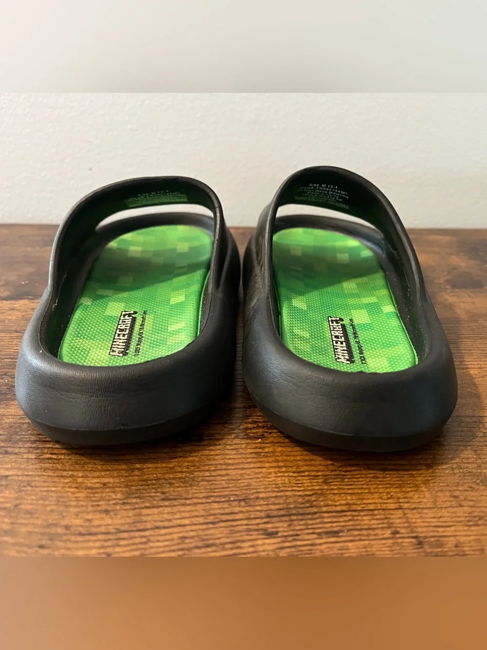 Kids Green Creeper Slide Sandals Size 13